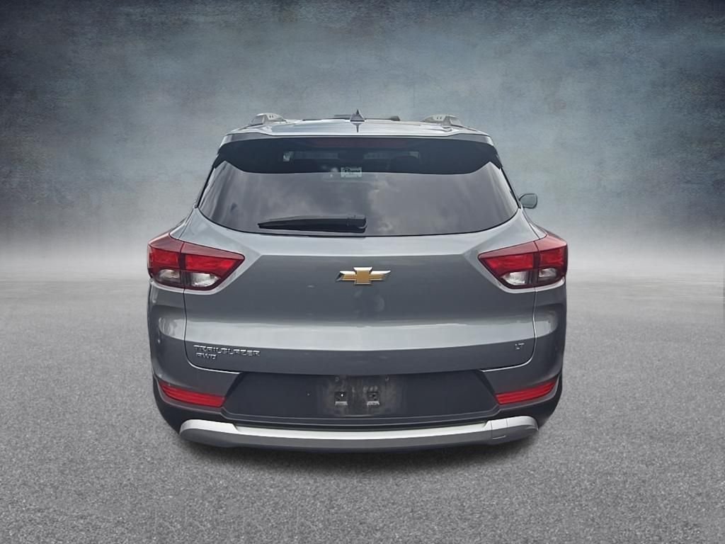 Used 2025 Sterling Gray Metallic Chevrolet LT image 5
