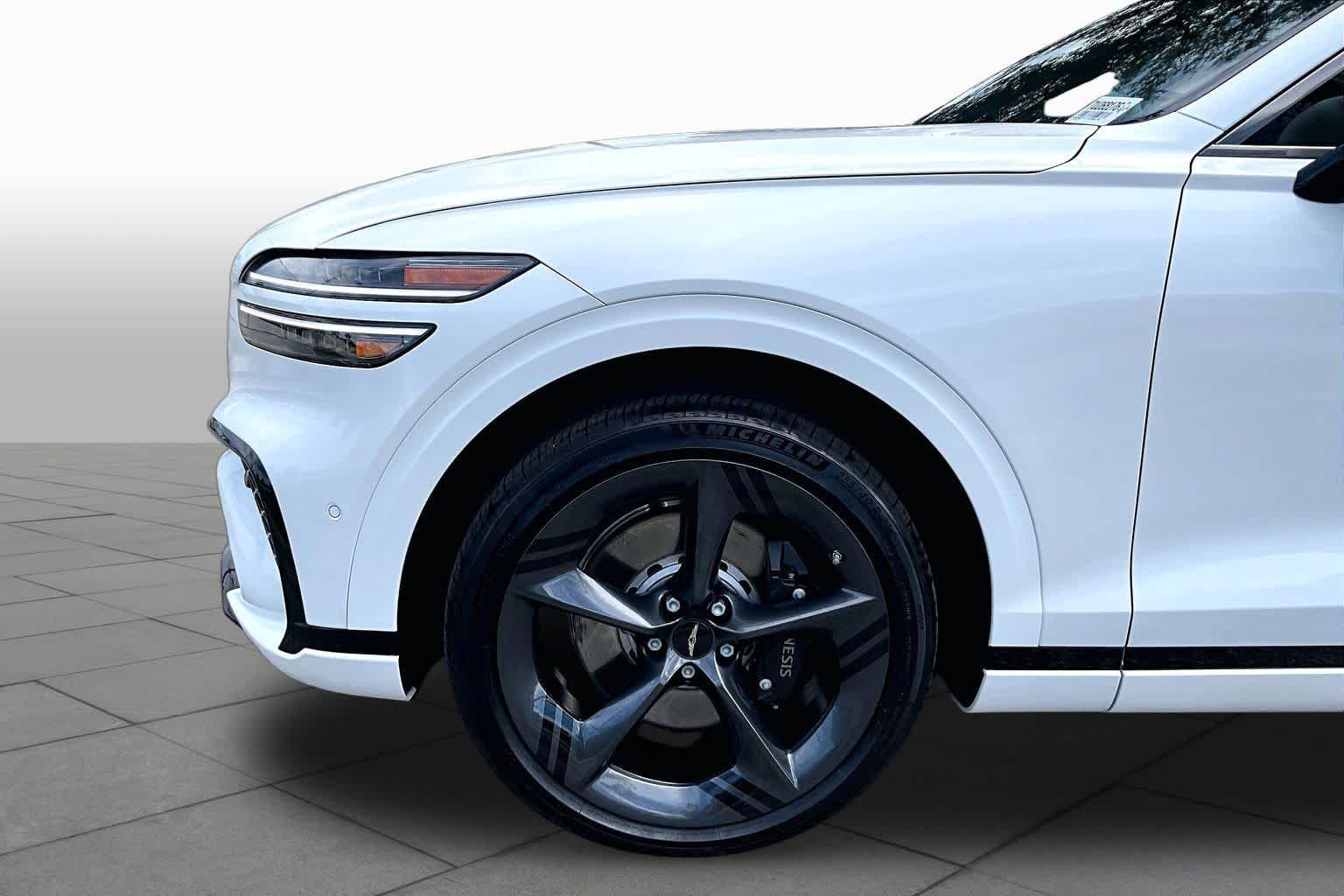 Used 2026 Uyuni White Genesis 3.5T Sport Prestige image 11
