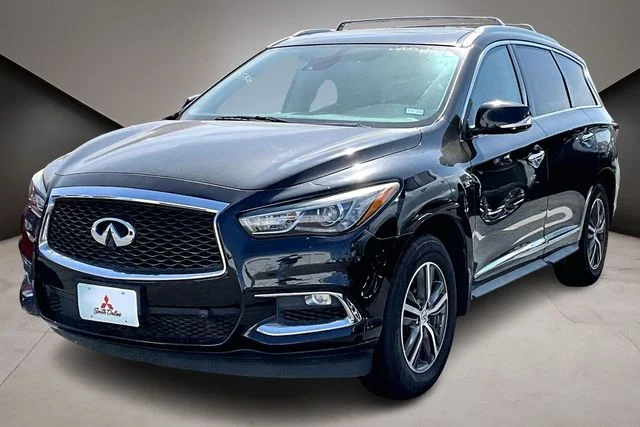 Used 2019 Black INFINITI LUXE image 1