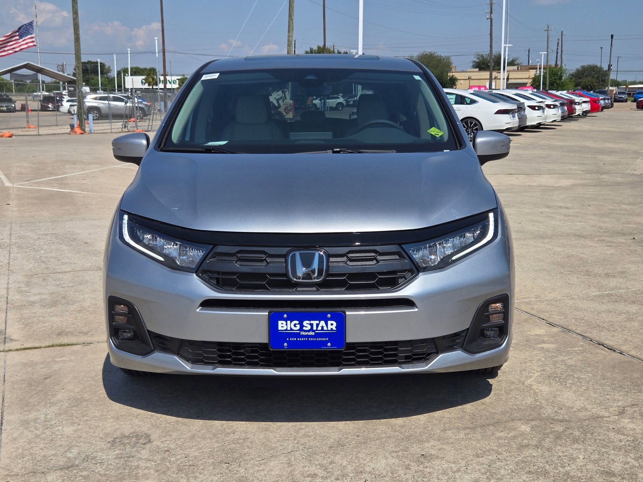 New 2026 Solar Silver Metallic Honda EX-L image 10