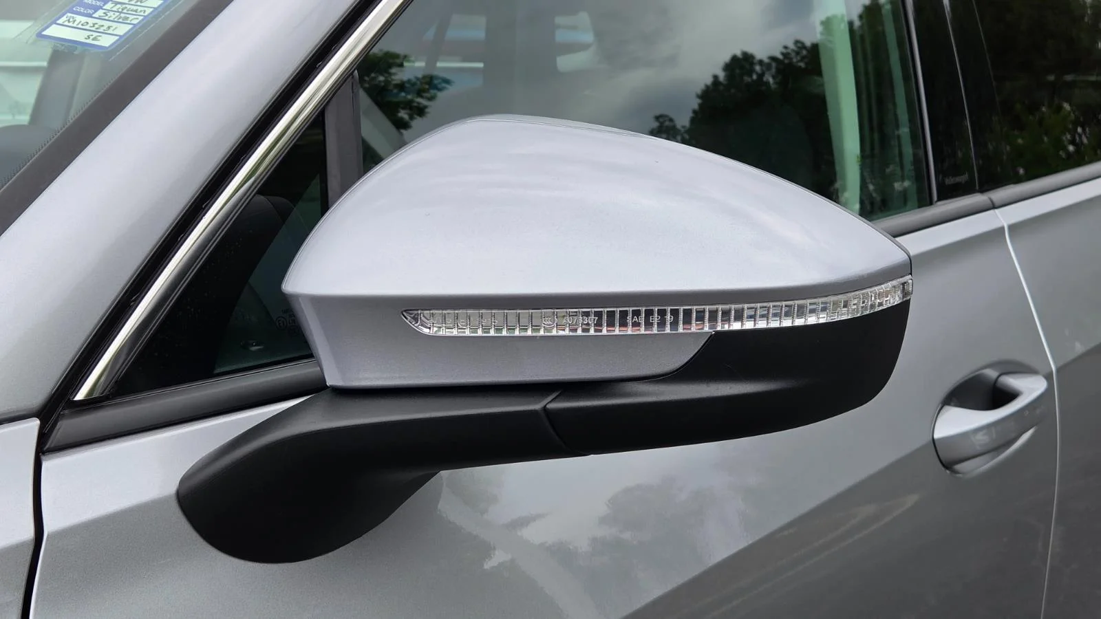 New 2026 Pyrite Silver Metallic Volkswagen SE image 12