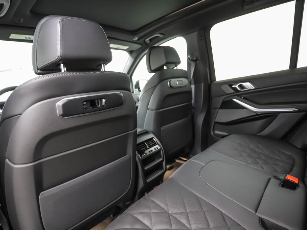 Used 2026 Gray Metallic BMW xDrive40i image 20