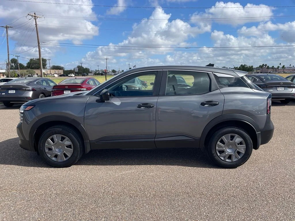 Used 2026 Gray Nissan S image 4