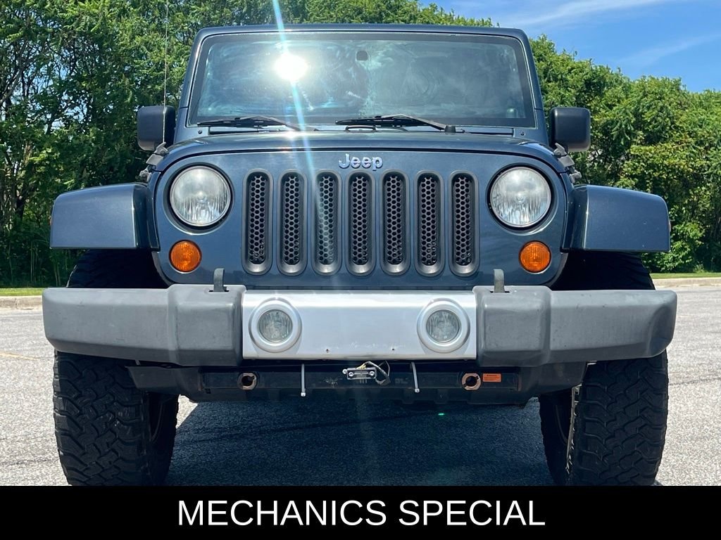 Used 2008 Jeep Wrangler Sahara with VIN 1J8FA54188L527407 for sale in Schererville, IN