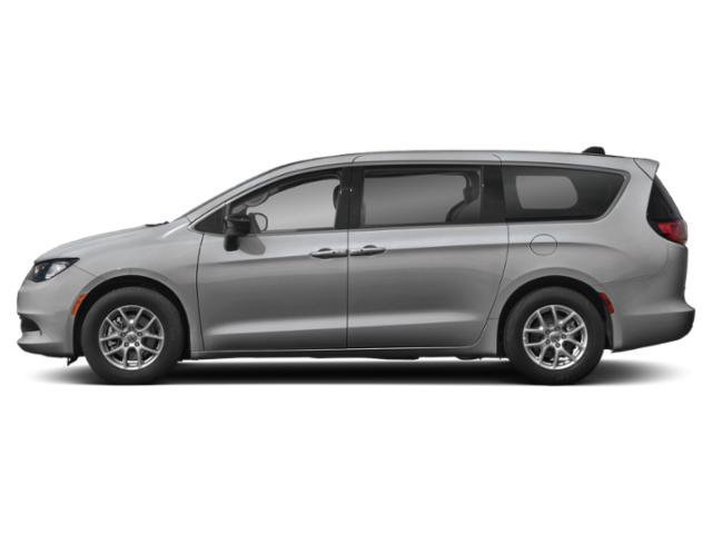 Used 2023 Silver Mist Clearcoat Chrysler LX image 3