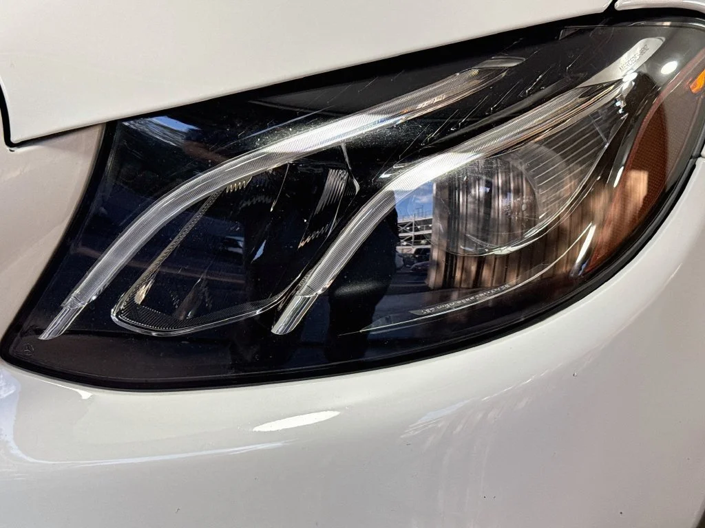 Used 2018 White Mercedes-Benz E 300 image 37