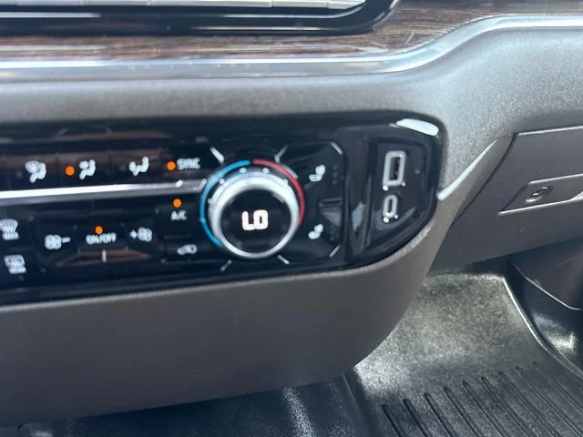 Used 2023 Red GMC SLE image 27