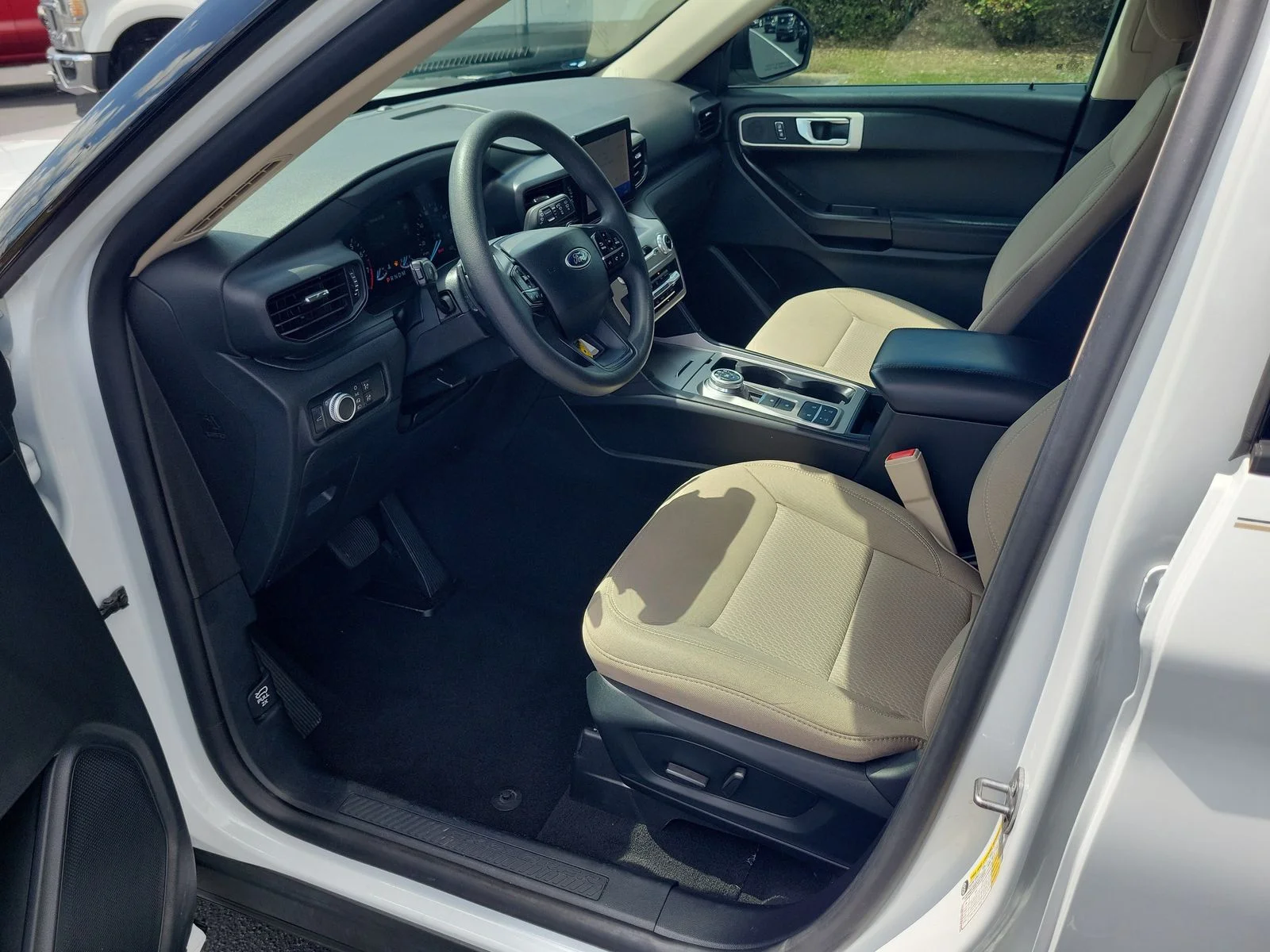 Certified Used 2020 White Ford Base image 16
