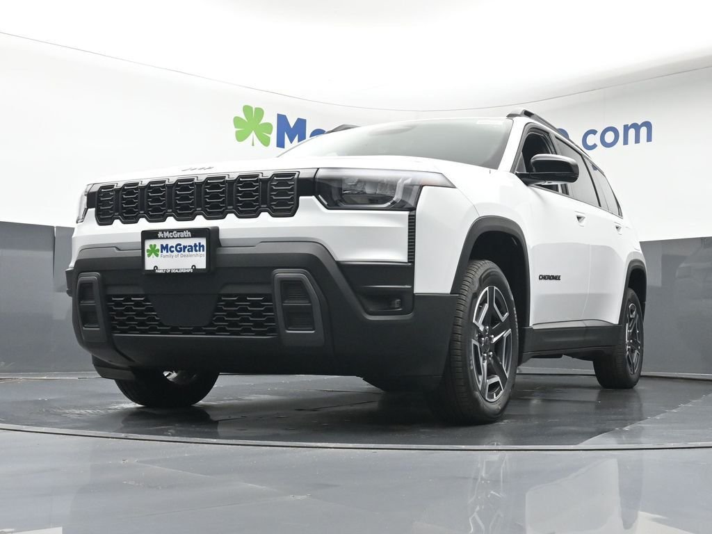 New 2026 Bright White Clear-Coat Exterior Paint Jeep Limited image 6