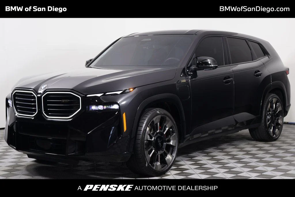 2024 BMW XM -'s photo