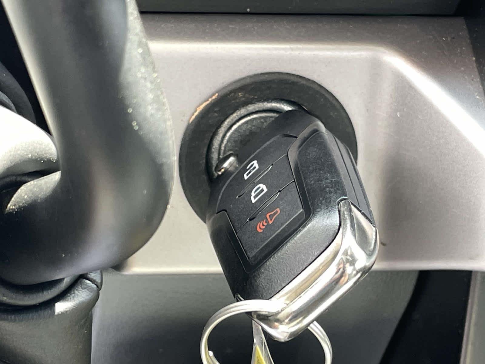 Used 2023 Oxford White Ford XL image 19