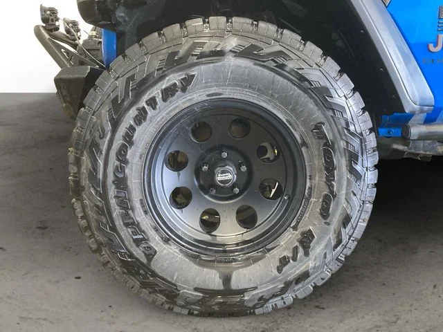 Used 2021 Blue Pearl Jeep Rubicon image 14