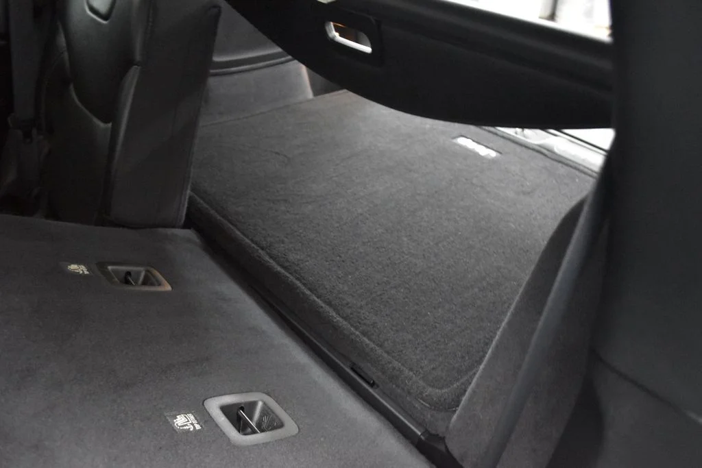 Used 2019 Black Jeep Overland image 23