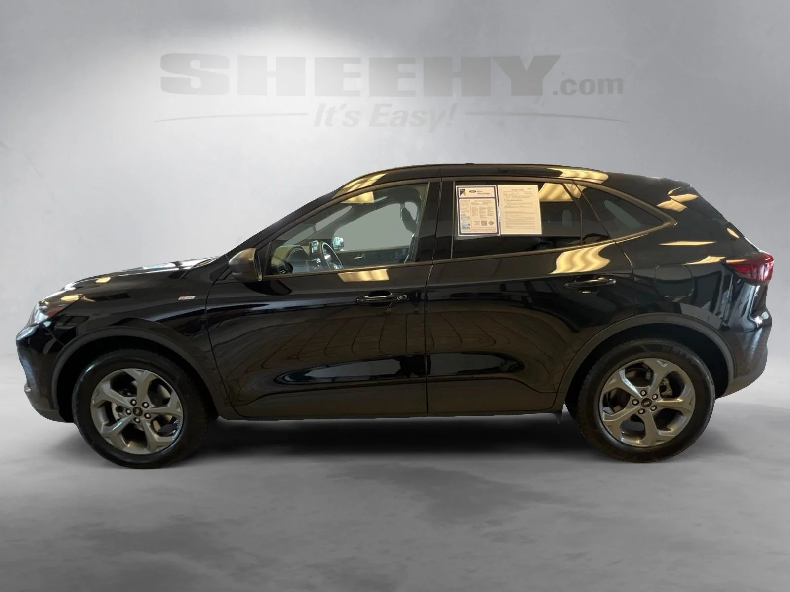 Certified Used 2025 Agate Black Metallic Ford ST-Line image 15