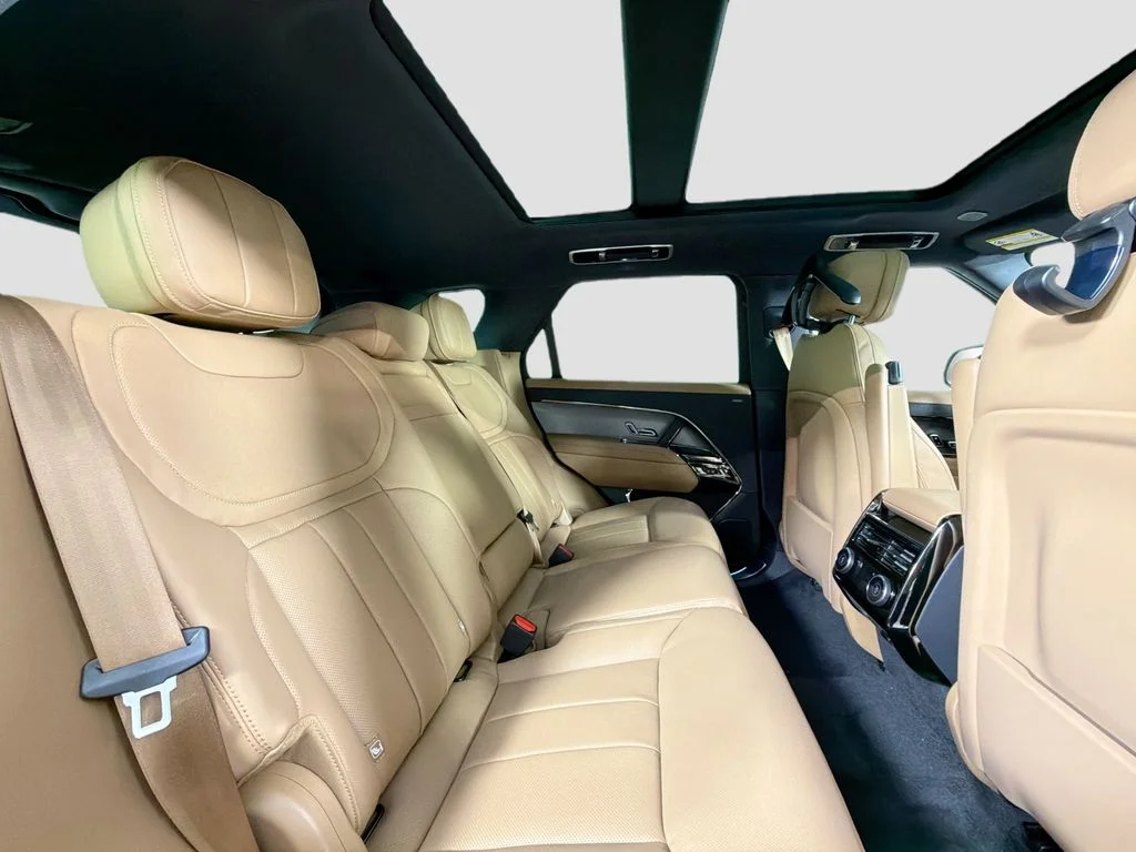 New 2026 Varesine Blue Land Rover SE image 29