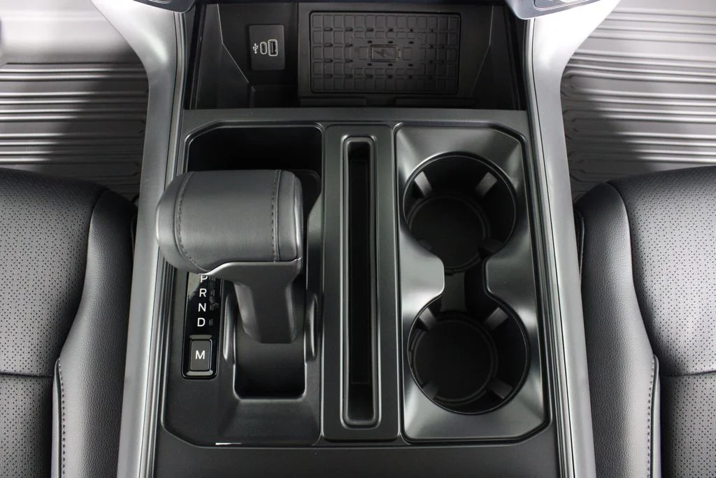 New 2026 Agate Black Metallic Ford Lariat image 29