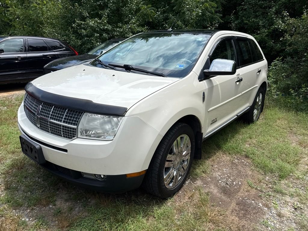 Used 2008 White Lincoln Base image 2