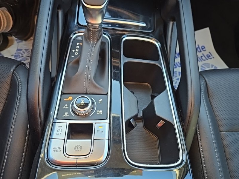 Used 2024 Silver Kia S image 20