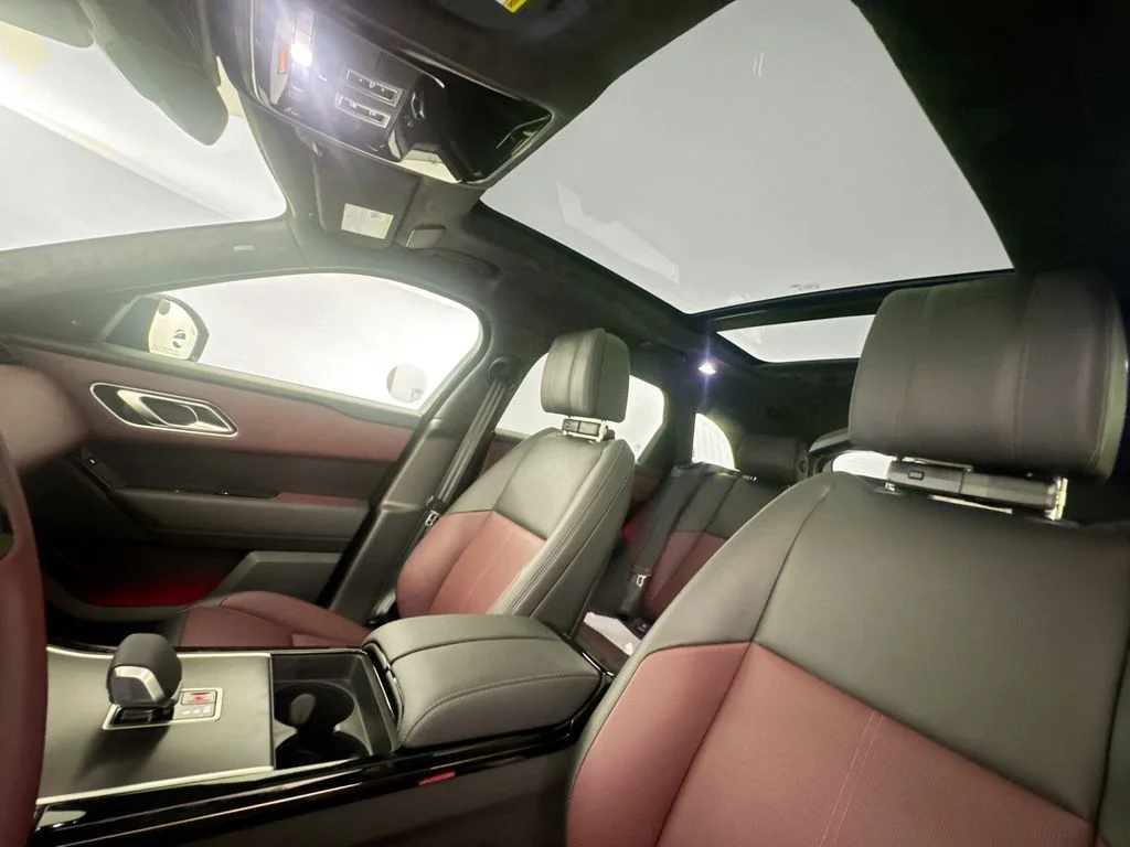 New 2026 Santorini Black Land Rover Autobiography image 21