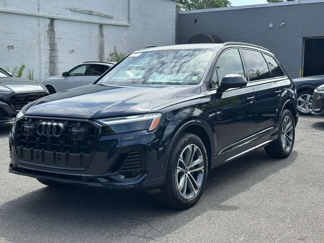 2026 Audi Q7 55 Premium