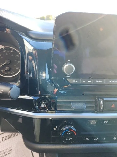 2025 Nissan Pathfinder SV - Photo 22