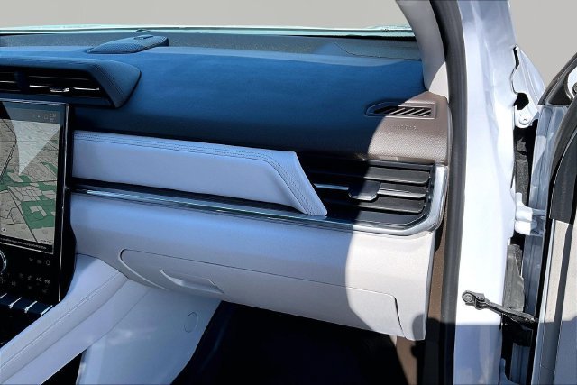 Used 2026 White GMC Denali image 16
