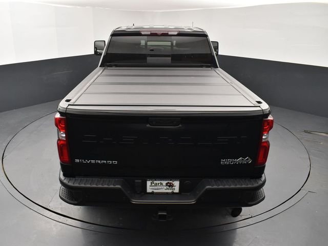 Used 2022 Black Chevrolet High Country image 17