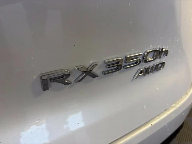Used 2025 White Lexus 350h Luxury image 49