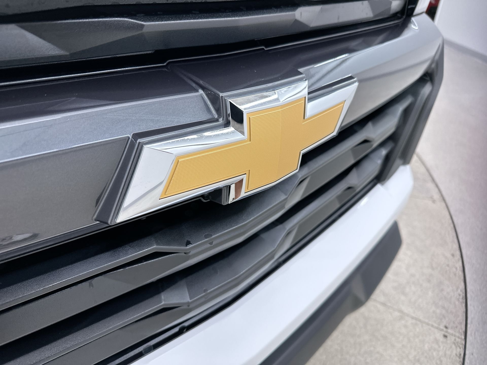 New 2026 Summit White Chevrolet LT image 80