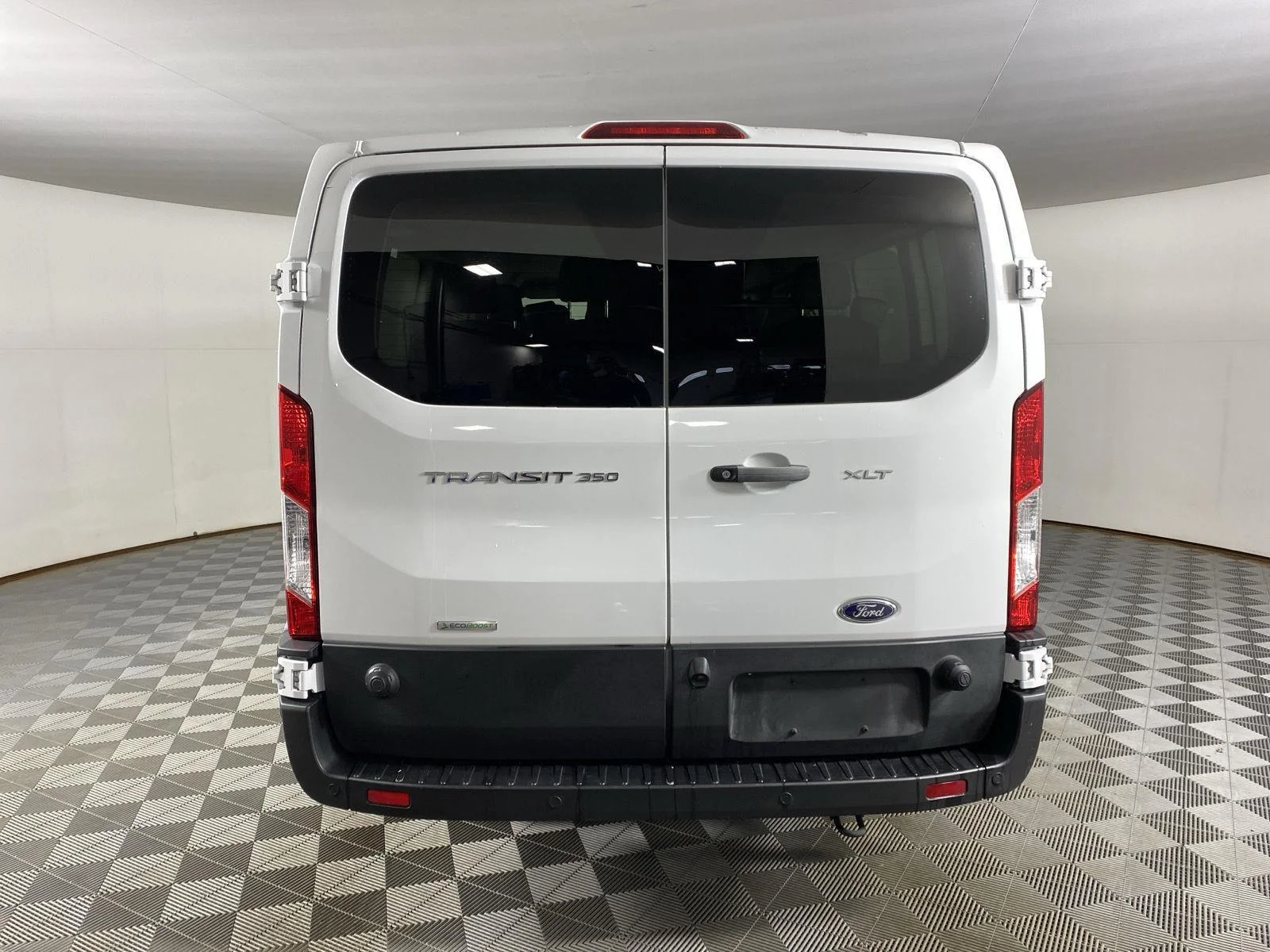 Used 2024 Oxford White Ford 350 XL image 6