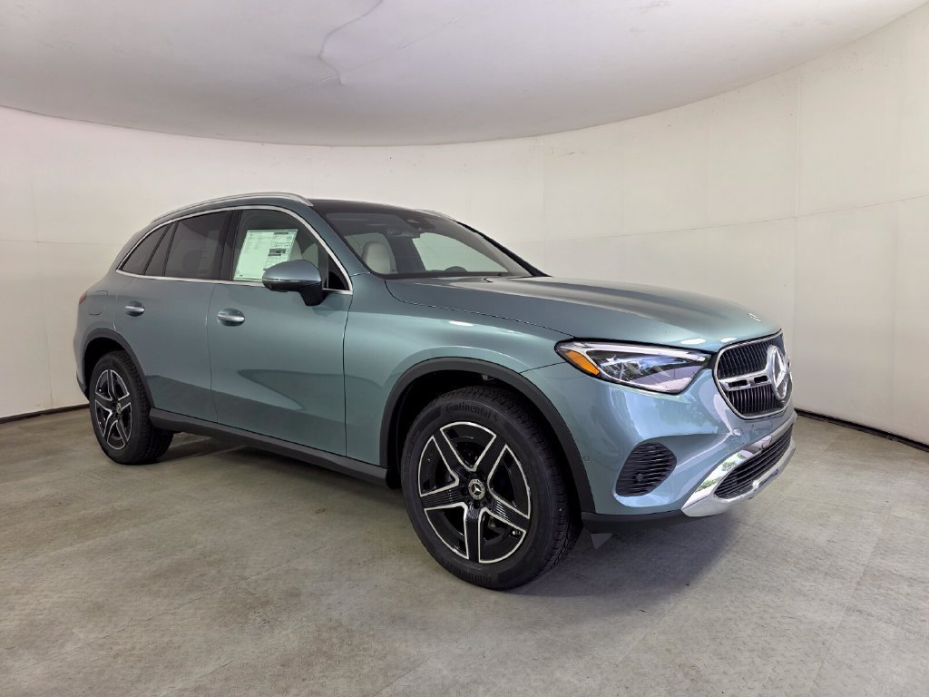 New 2027 Verde Silver Metallic Mercedes-Benz GLC 300 image 17