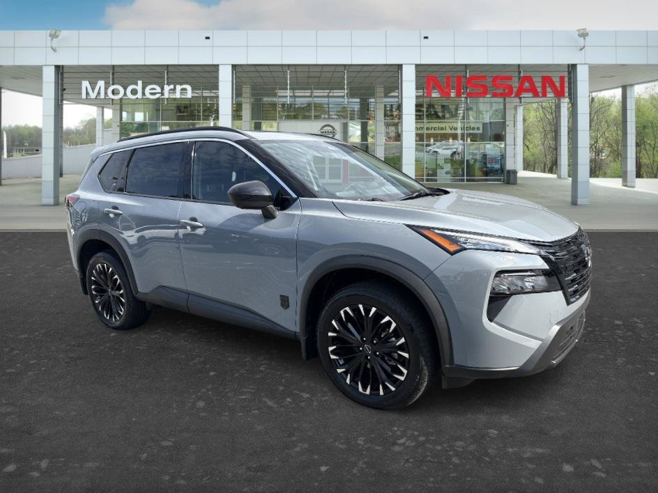 Certified Used 2026 Boulder Gray Pearl Nissan Dark Armor image 7