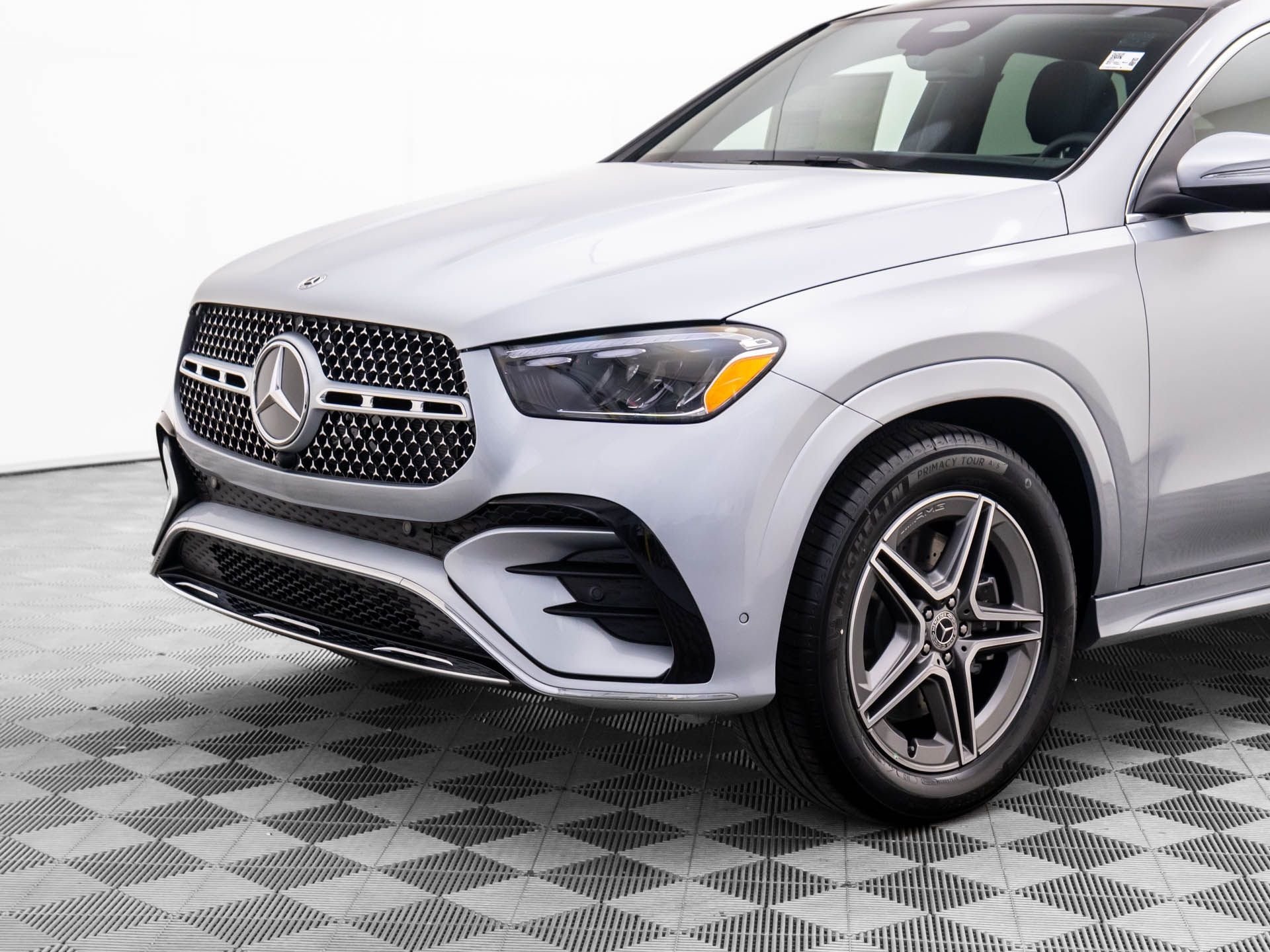 New 2026 Cirrus Silver Metallic Mercedes-Benz GLE 450 Coupe image 34