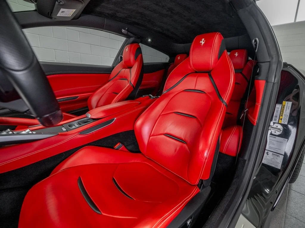 Used 2019 Nero Ferrari V12 image 16