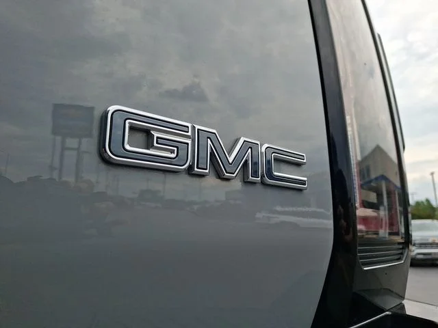 Used 2024 Gray GMC 2X image 31