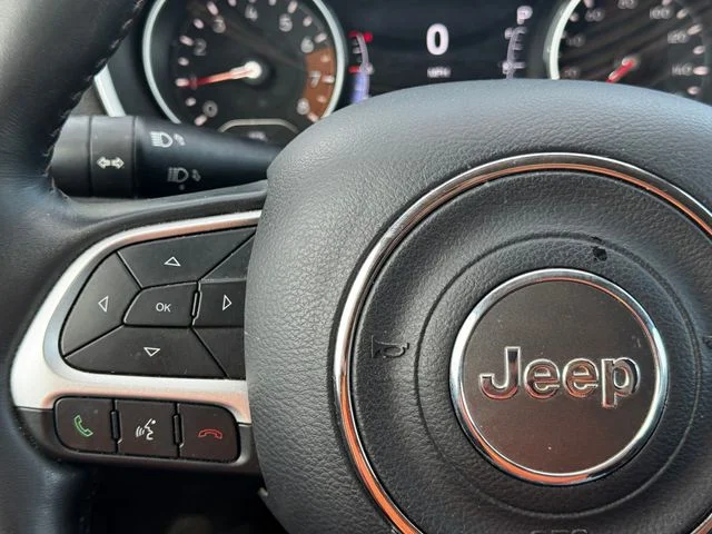 Certified Used 2019 Gray Jeep Limited image 24