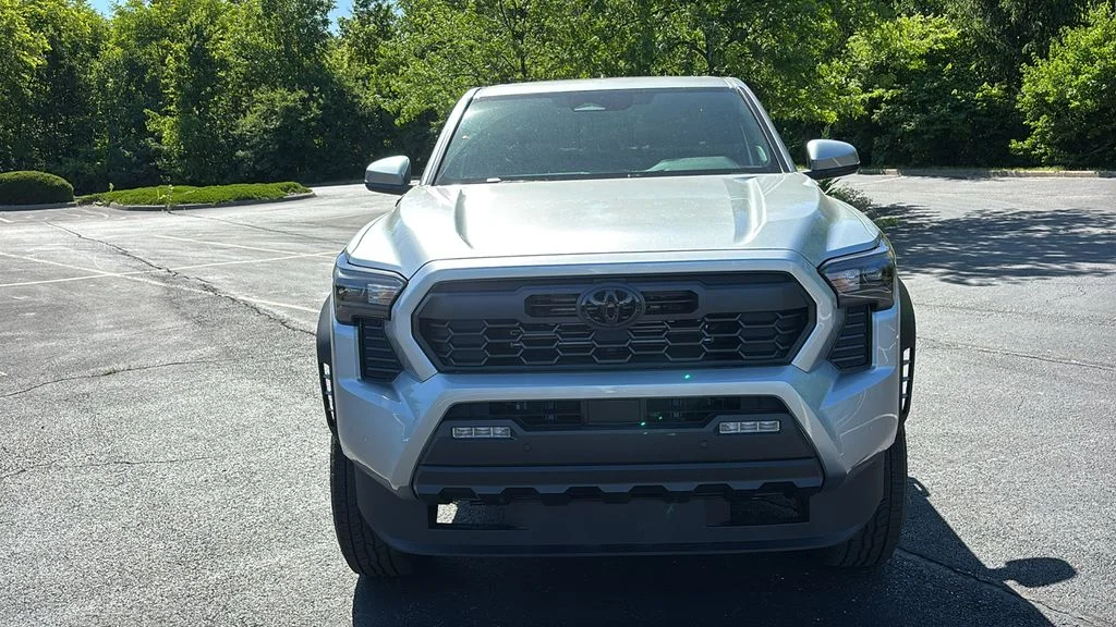 2026 Toyota Tacoma TRD Off Road - Photo 8