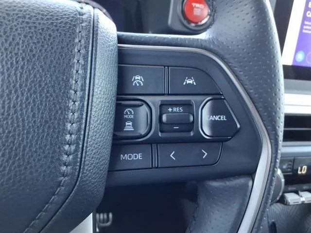 Certified Used 2025 CUTTING EDGE Toyota  image 46