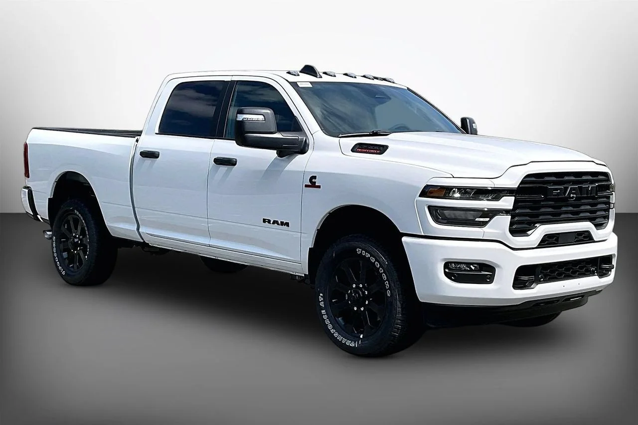 New 2026 Bright White Clear-Coat Exterior Paint RAM Big Horn image 2