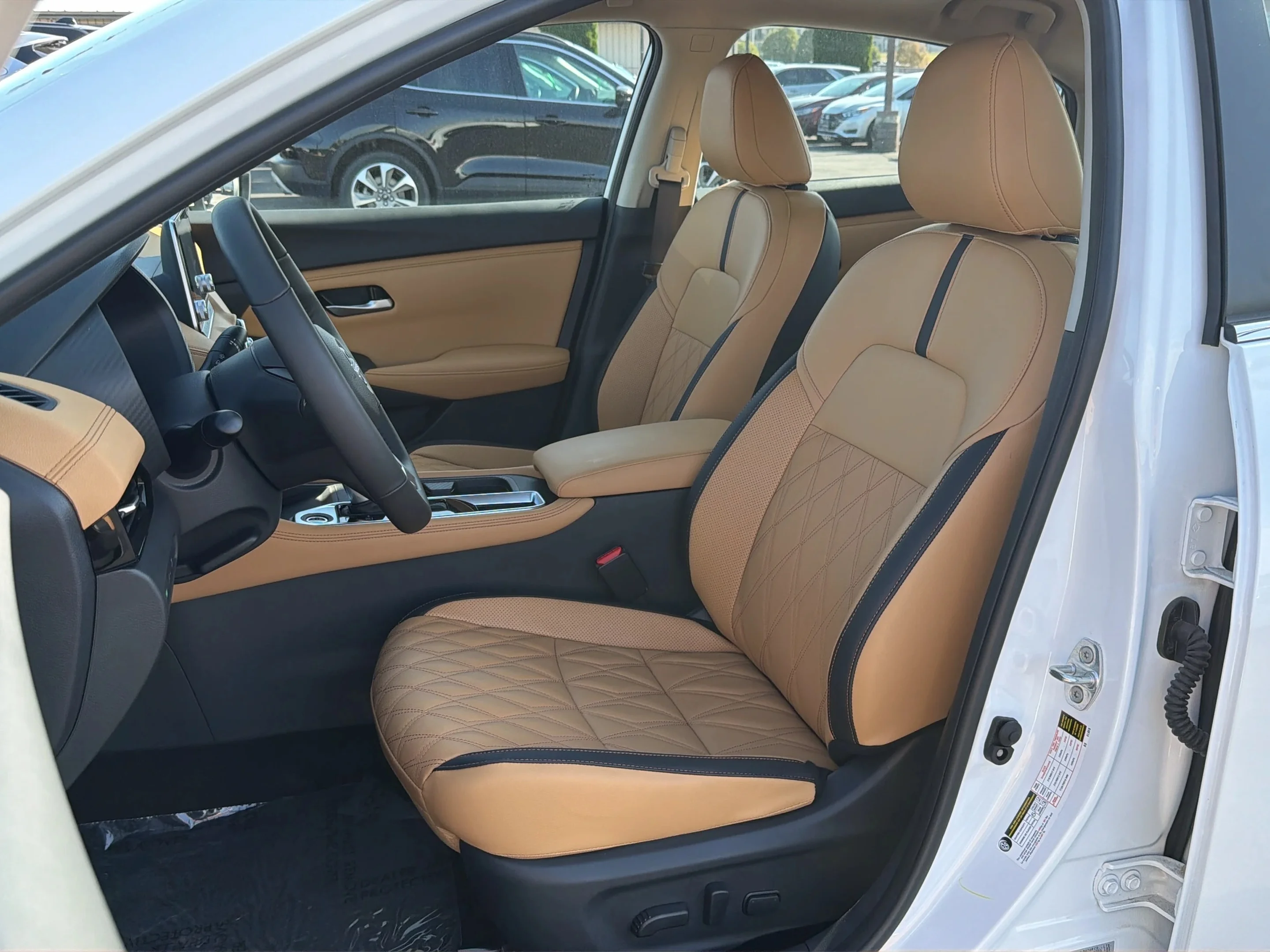2025 Nissan Sentra SV - Photo 10