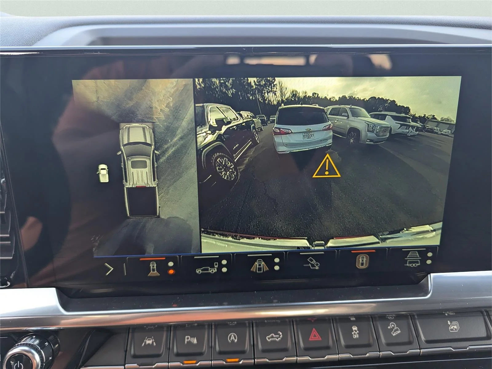 New 2026 Summit White GMC Elevation image 20