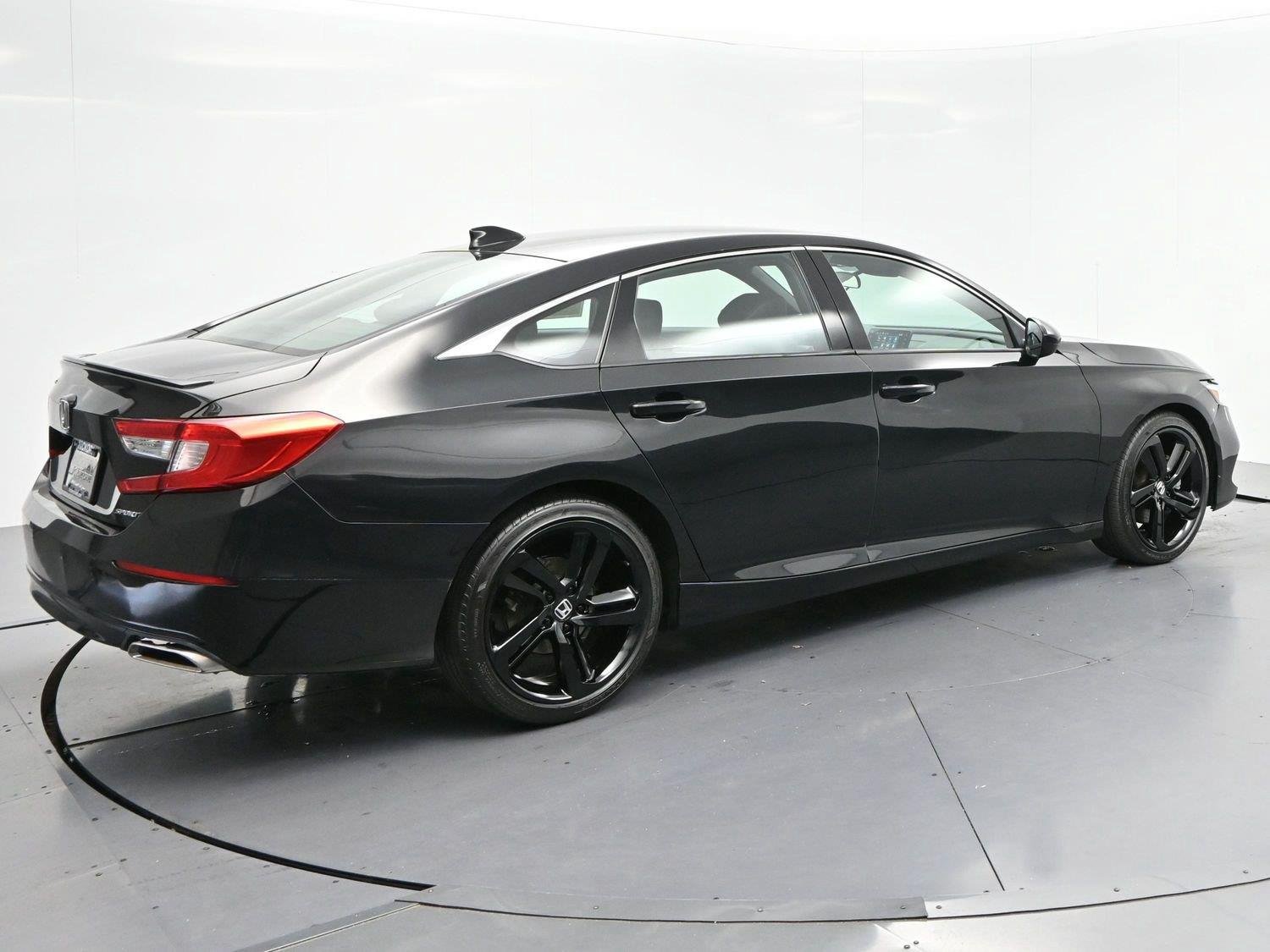 Used 2021 Crystal Black Pearl Honda Sport image 7