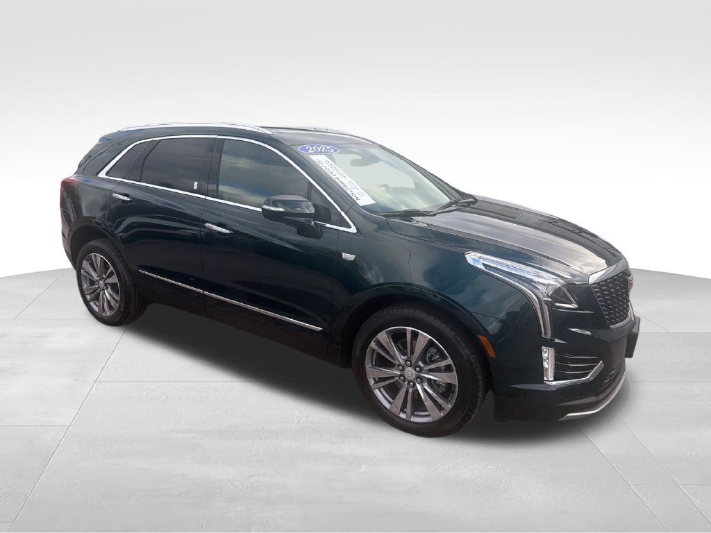 Used 2025 Green Cadillac Premium Luxury image 8