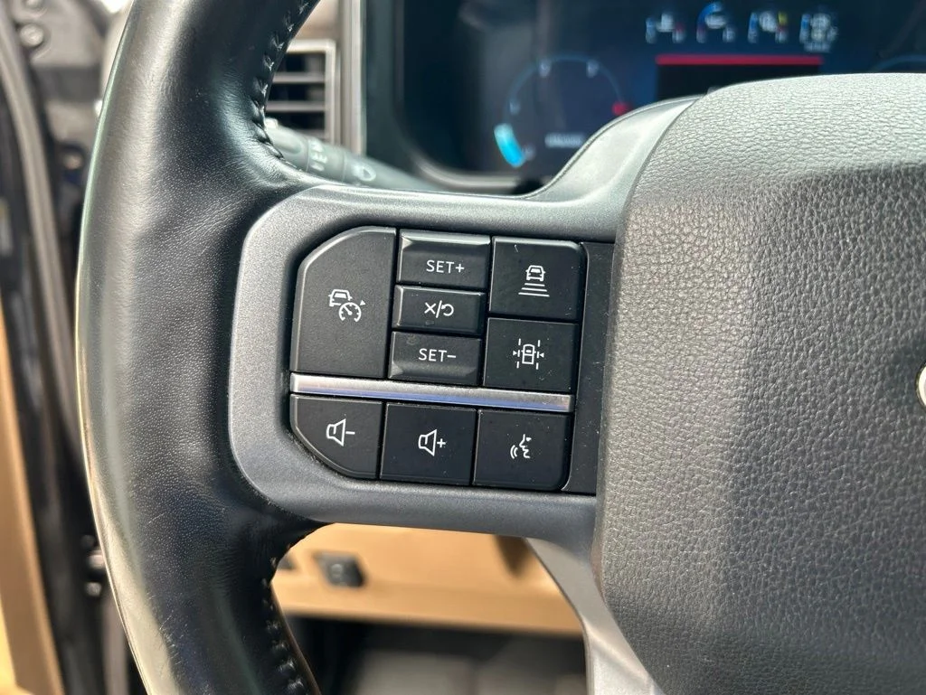 Used 2023 Black Ford Lariat image 49