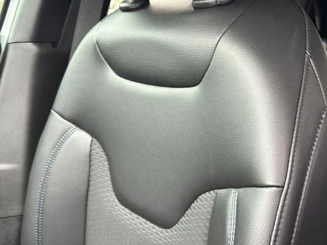 New 2026 White/off-white Jeep Latitude image 47