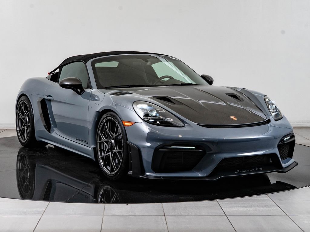Certified Used 2024 Arctic Grey Porsche RS image 10