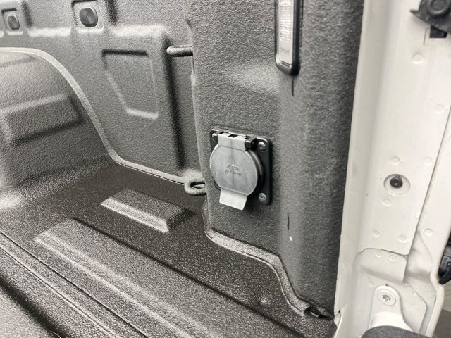 Used 2024 Summit White GMC Elevation image 33