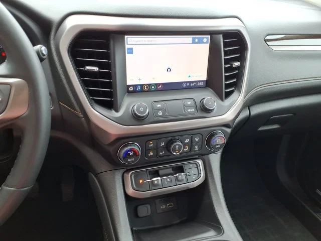 2023 GMC Acadia AT4 - Photo 10