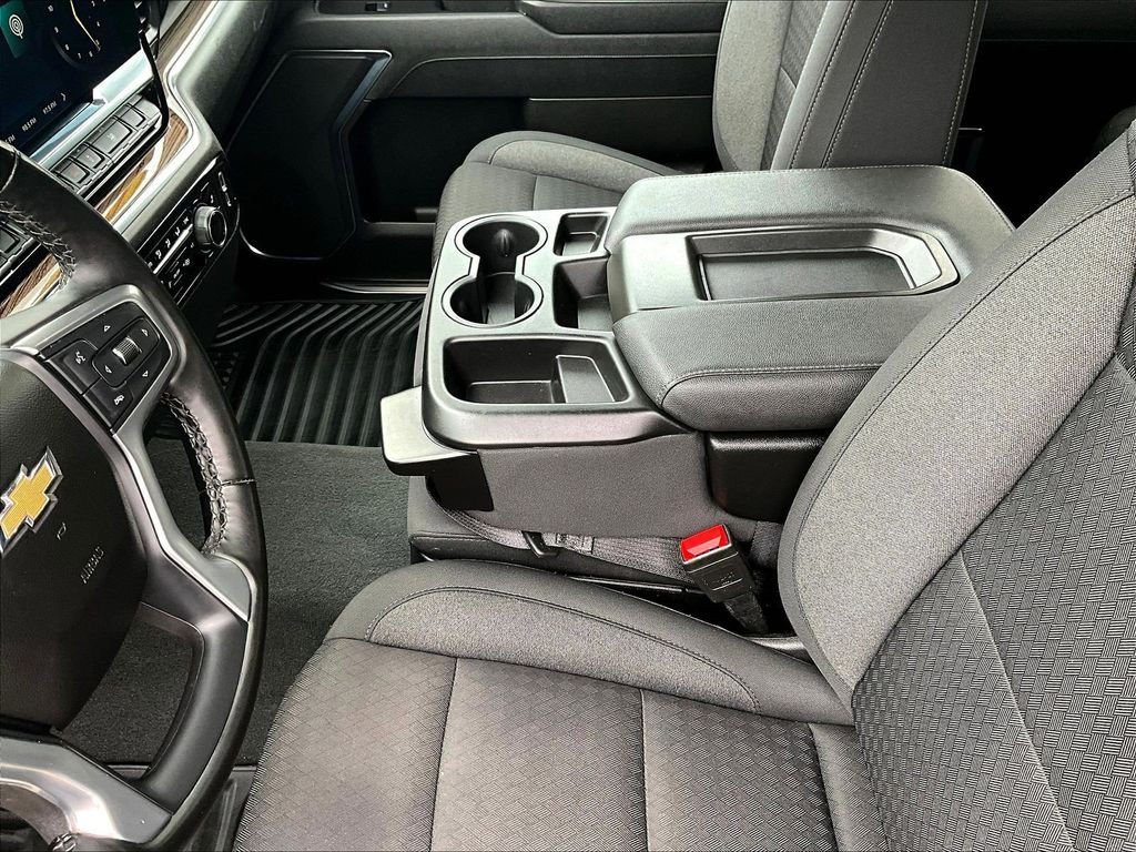 Used 2025 Gray Chevrolet LT image 20