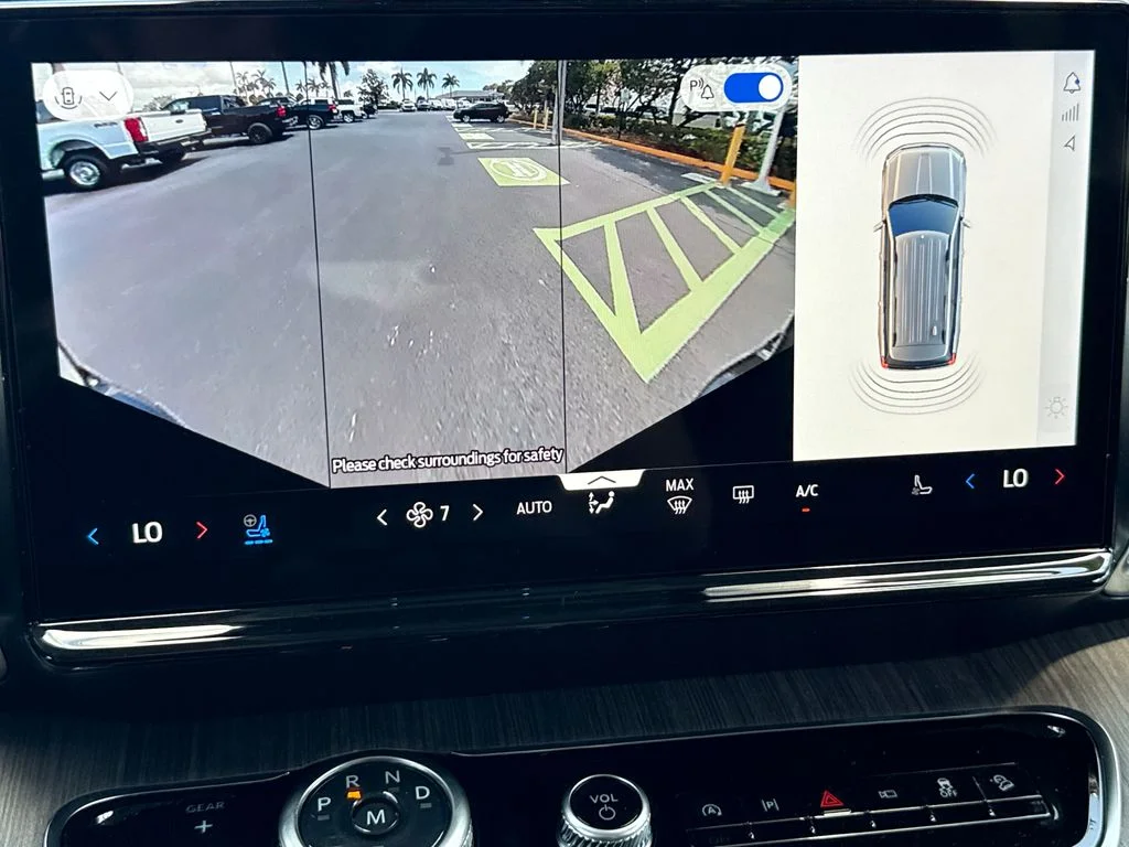 New 2026 Black Ford Platinum image 26
